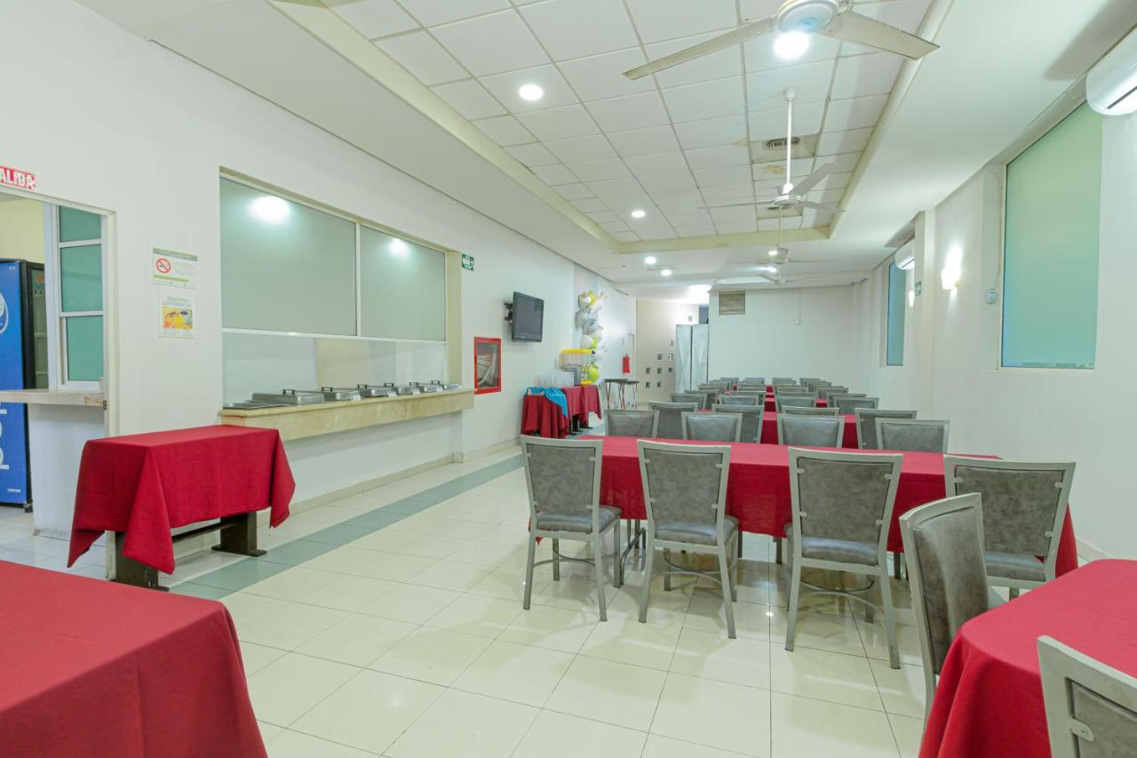 Hotel Plaza Del Arco Express Монтеррей Екстер'єр фото