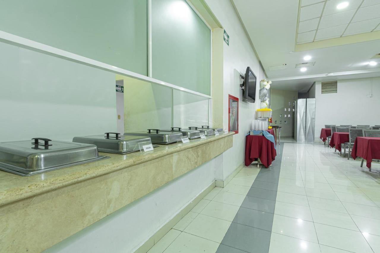Hotel Plaza Del Arco Express Монтеррей Екстер'єр фото