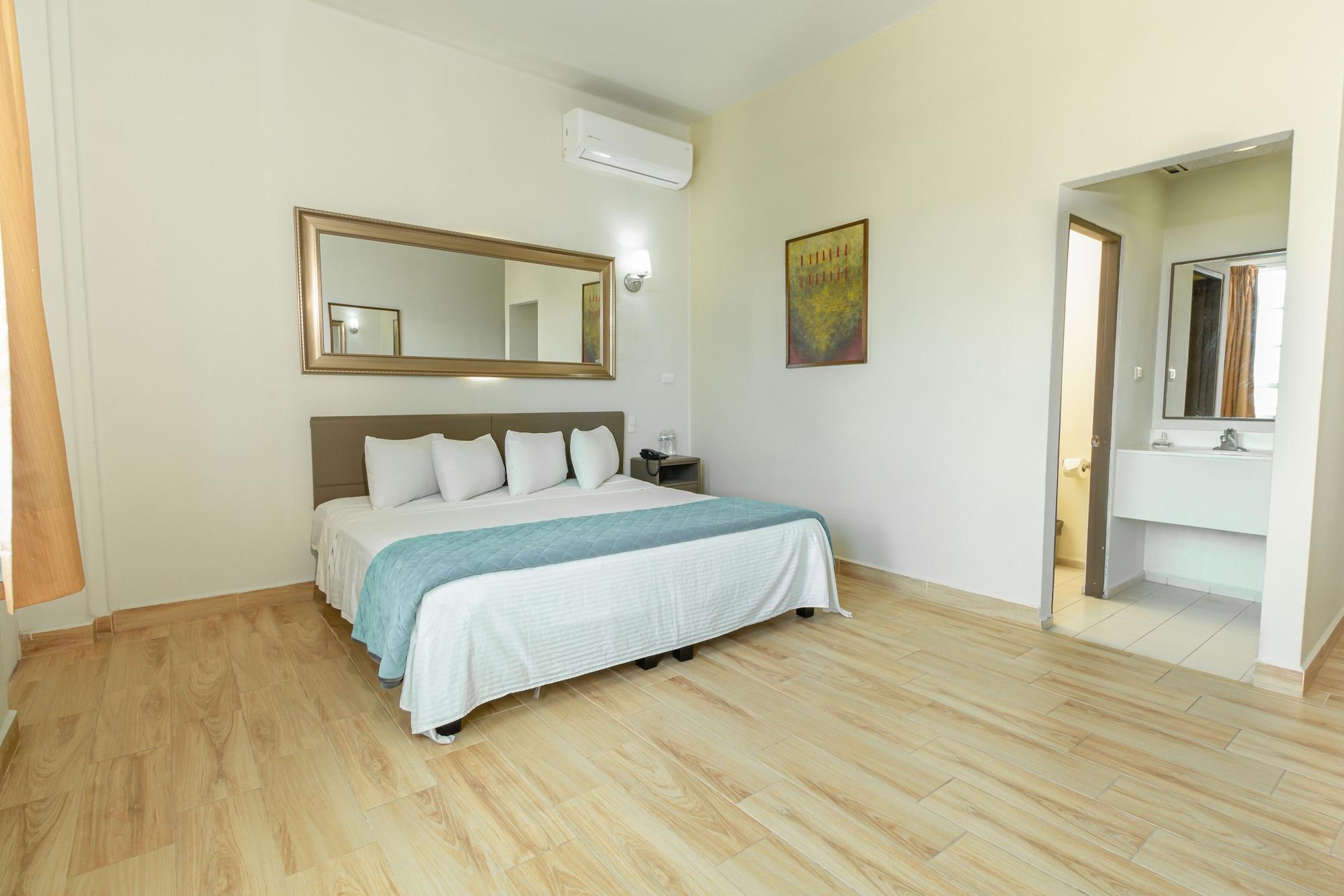 Hotel Plaza Del Arco Express Монтеррей Екстер'єр фото